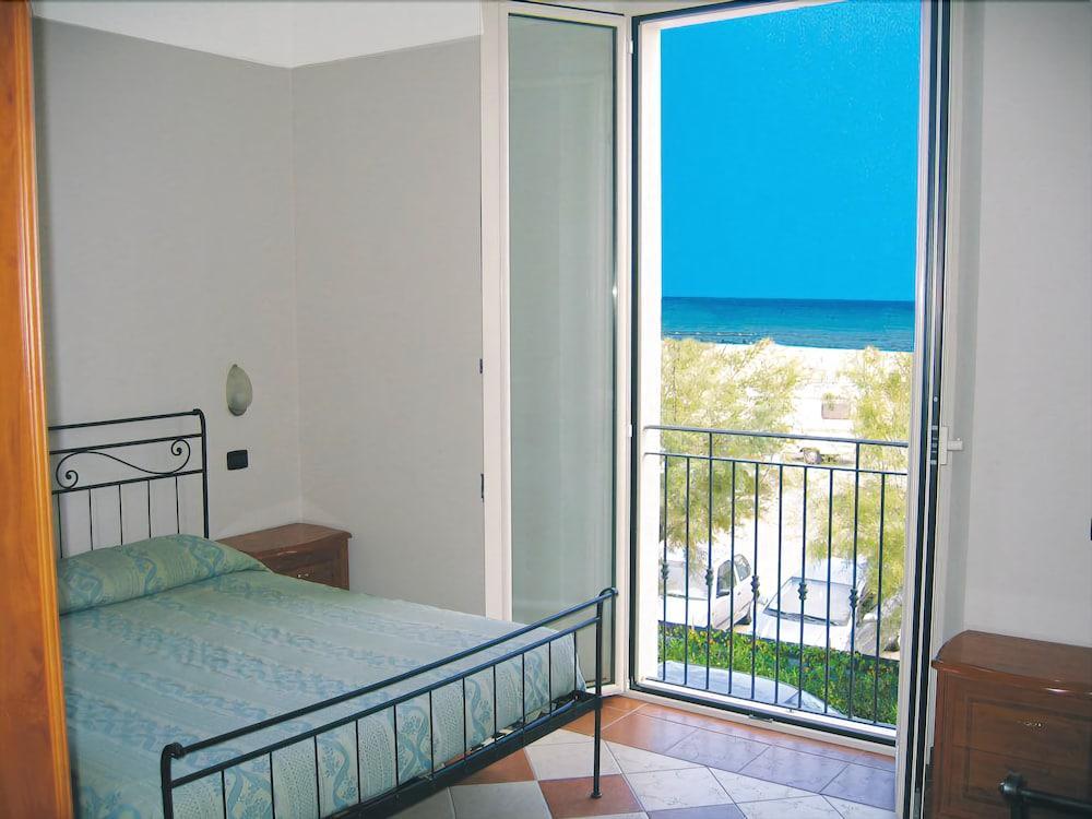 Residenza Villa Margherita Rimini Eksteriør billede